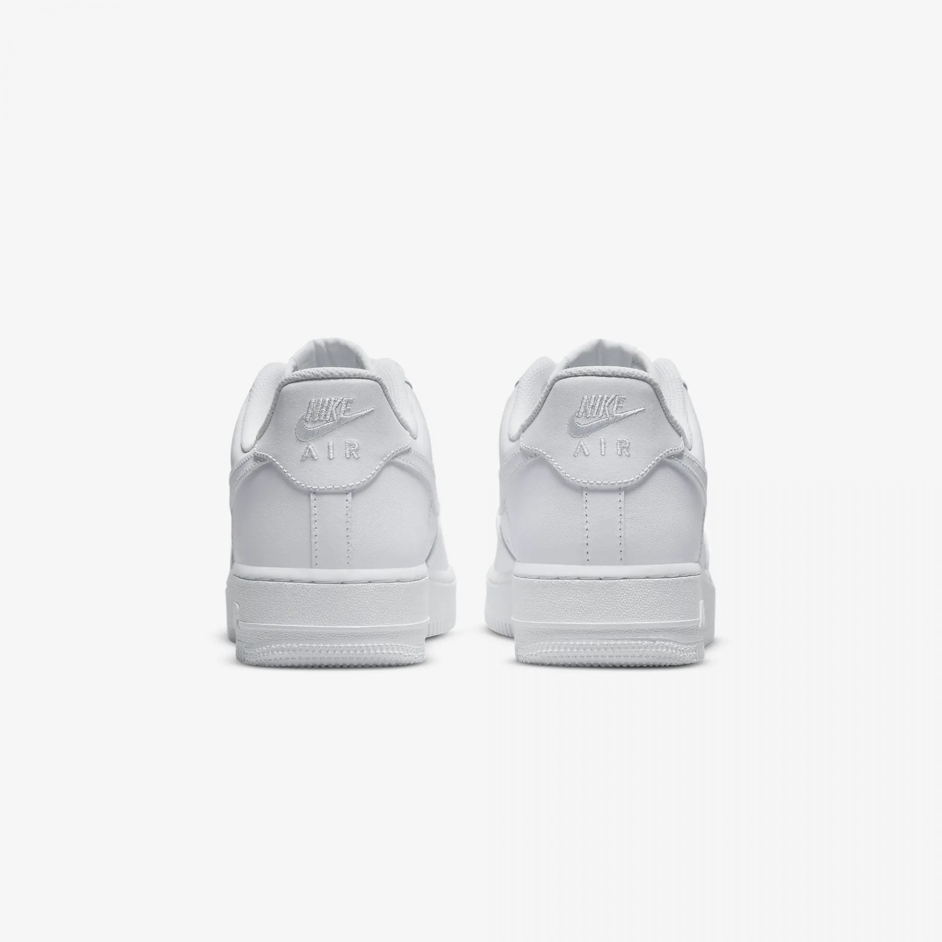 Nike | AIR FORCE 1 '07 { TRIPLE WHITE