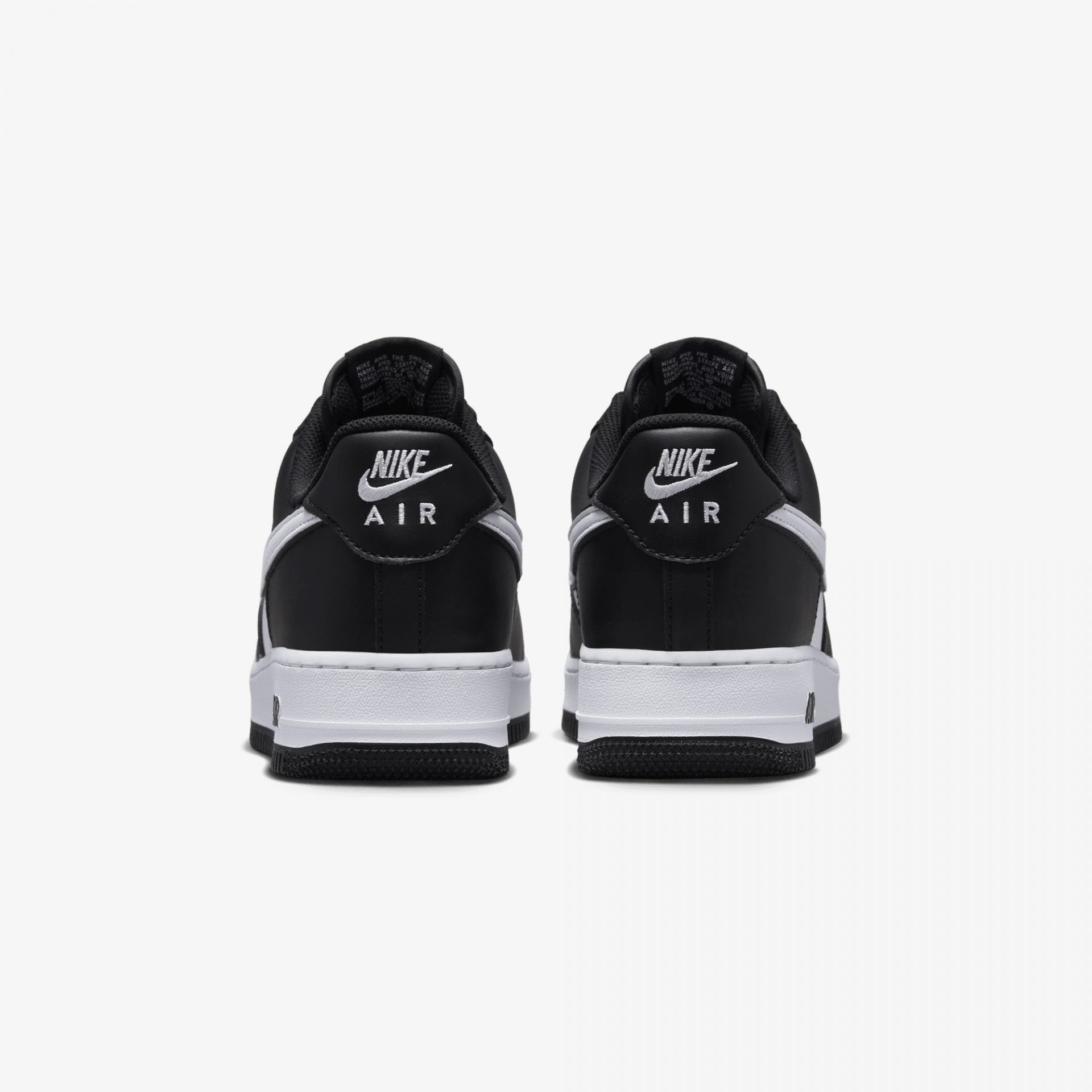 Nike | AIR FORCE 1 '07 { BLACK/WHITE