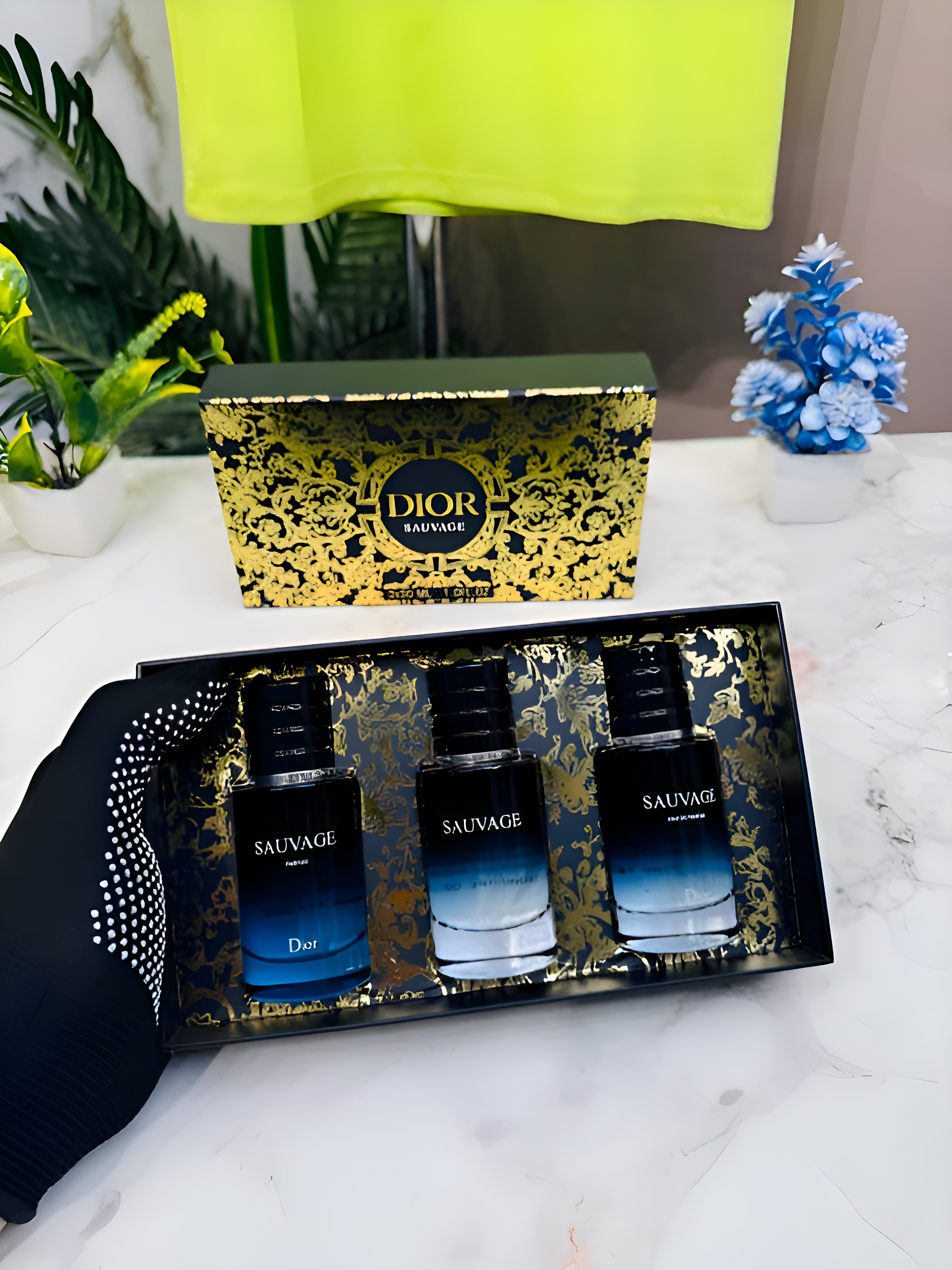 SUVAGE DIOR GIFT SET OF 3