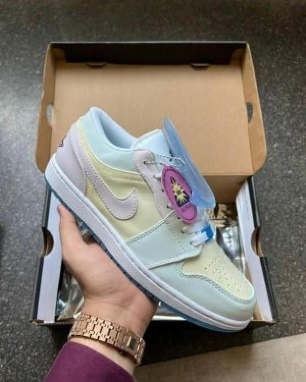 Nike Jordan 1 low UV Active color change with stock