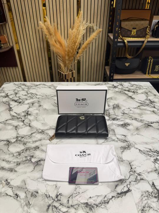 Coach Quilted Long Zipper Premium Wallet Includes Card Box And Dust Bag (CD003-Black)