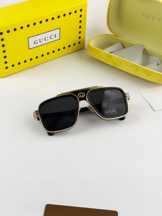 Guccii Premium Black Gold Sunglass With Original Kit
