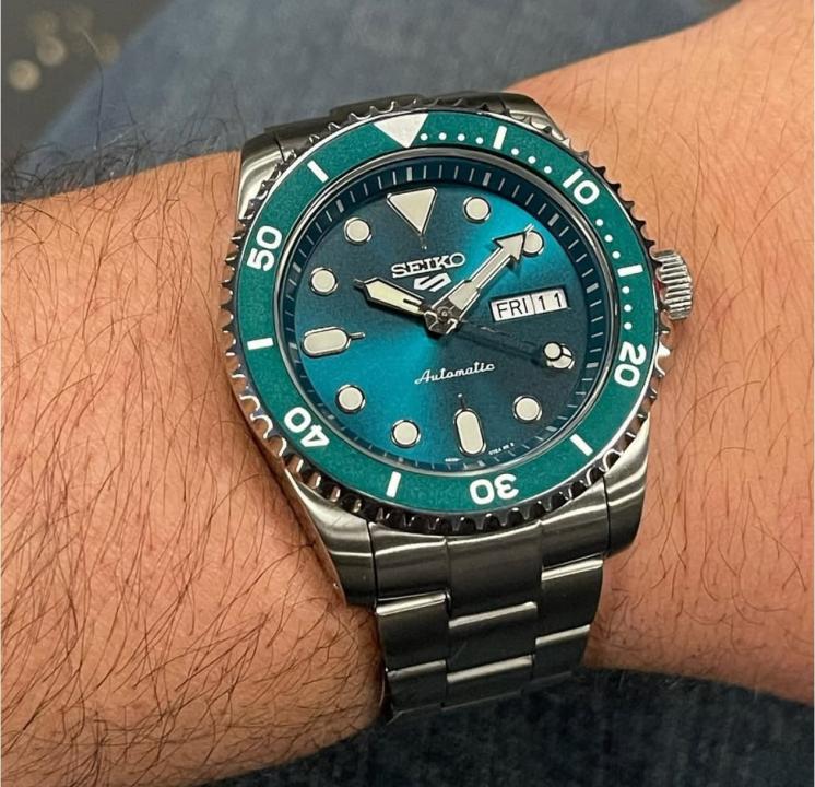 Seiko 5 Sports Automatic