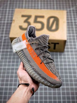 Adida s Yeezy Boost 350 V2 Beluga SEMI UA With All Accesories