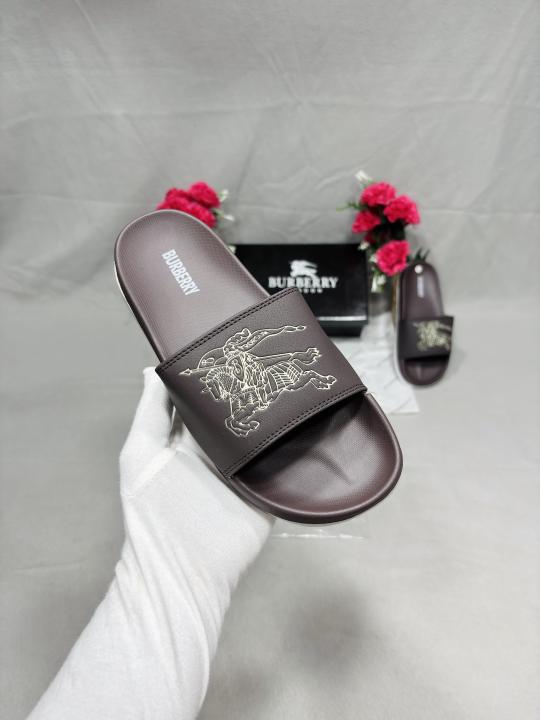BURBERRY FURLEY MOTIF BROWN WITH BRAND PACKAGING