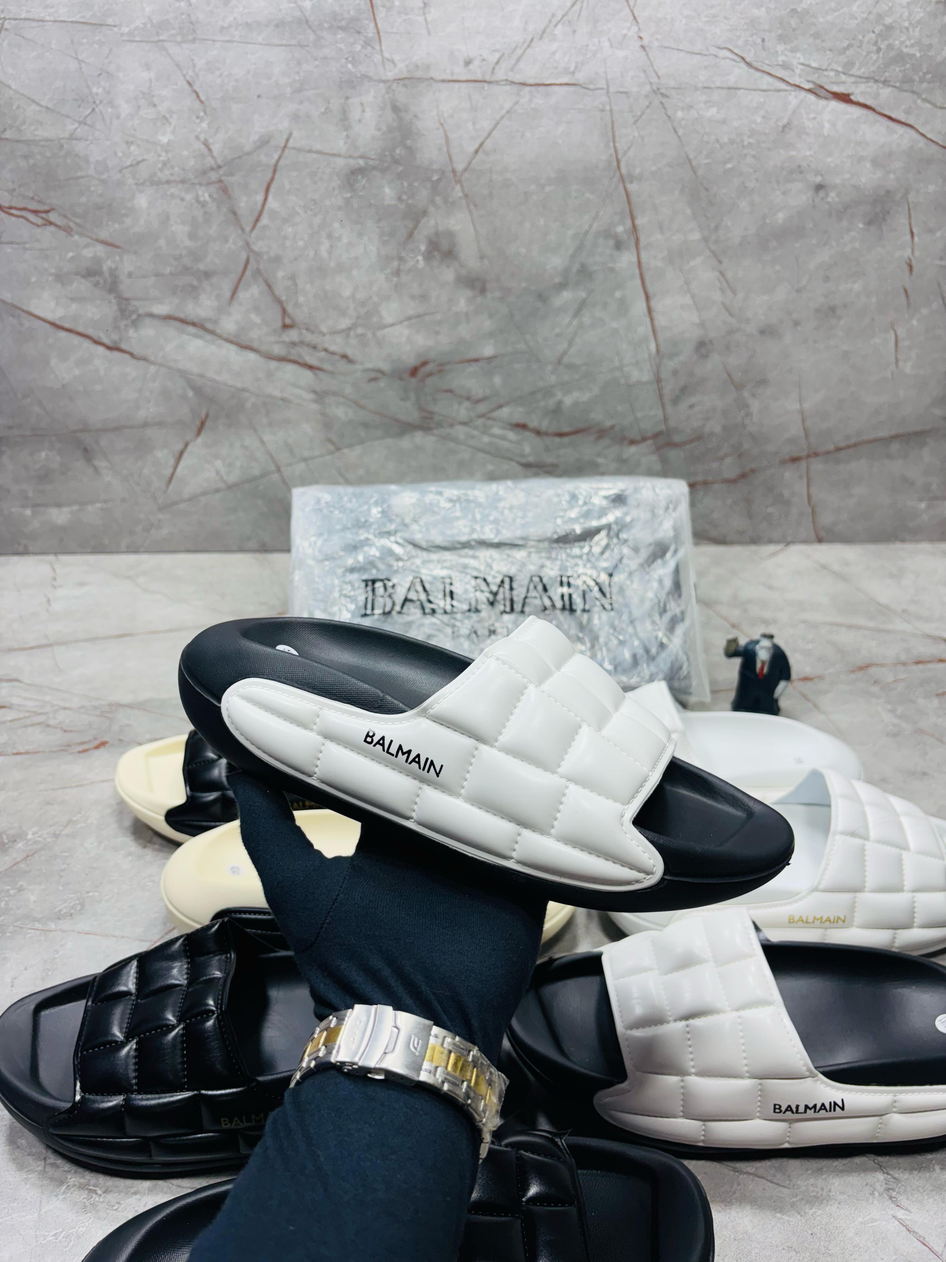 BALMAIN PARIS PRIMIUM BLACK AND WHITE
