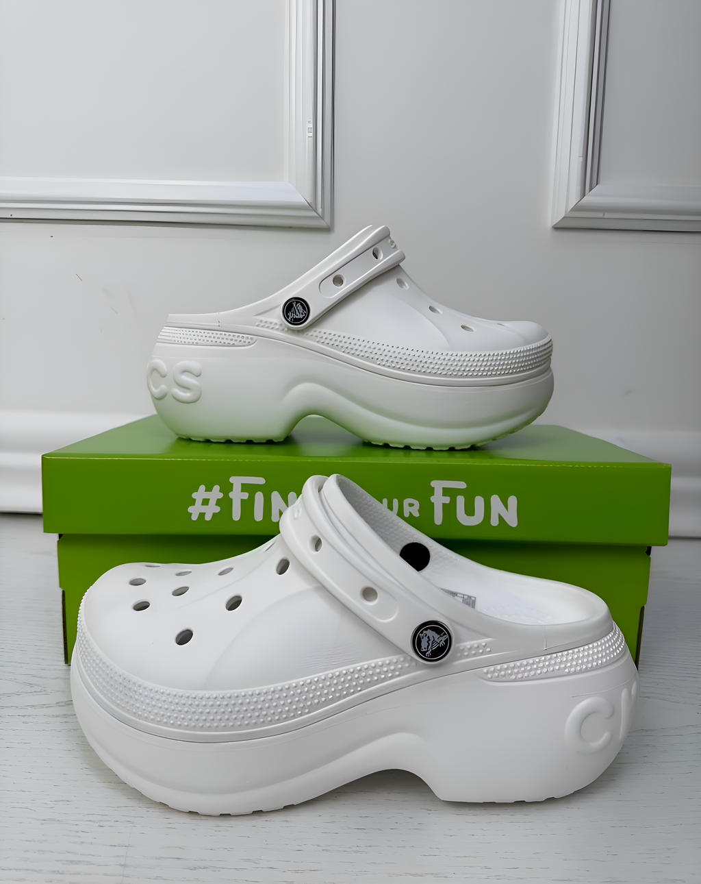 WMN Crocs Platform Bella Clogs For Her